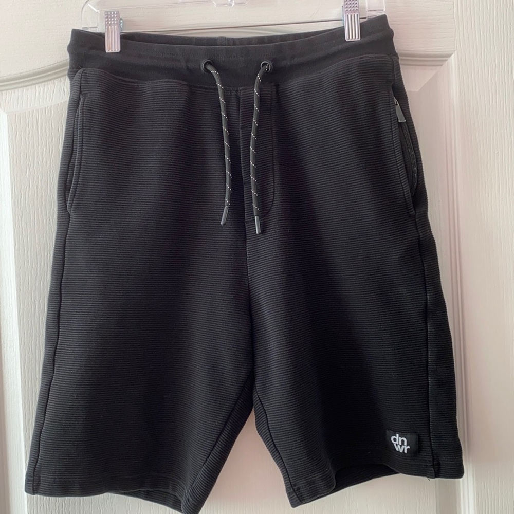 Zara men’s black shorts. Size M.